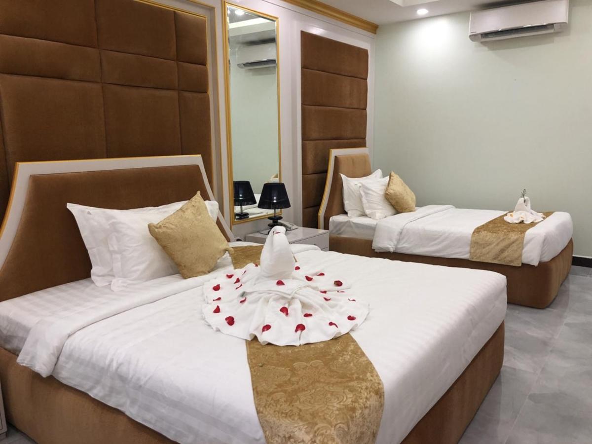 Kampong Thom Royal Hotel Esterno foto